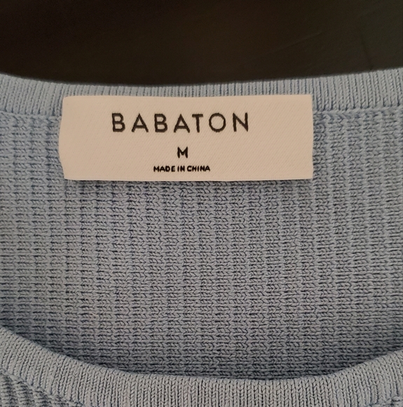 Aritzia Babaton Size M Light Blue Sculpt Knit Racer Cropped Tank - Picture 2 of 7